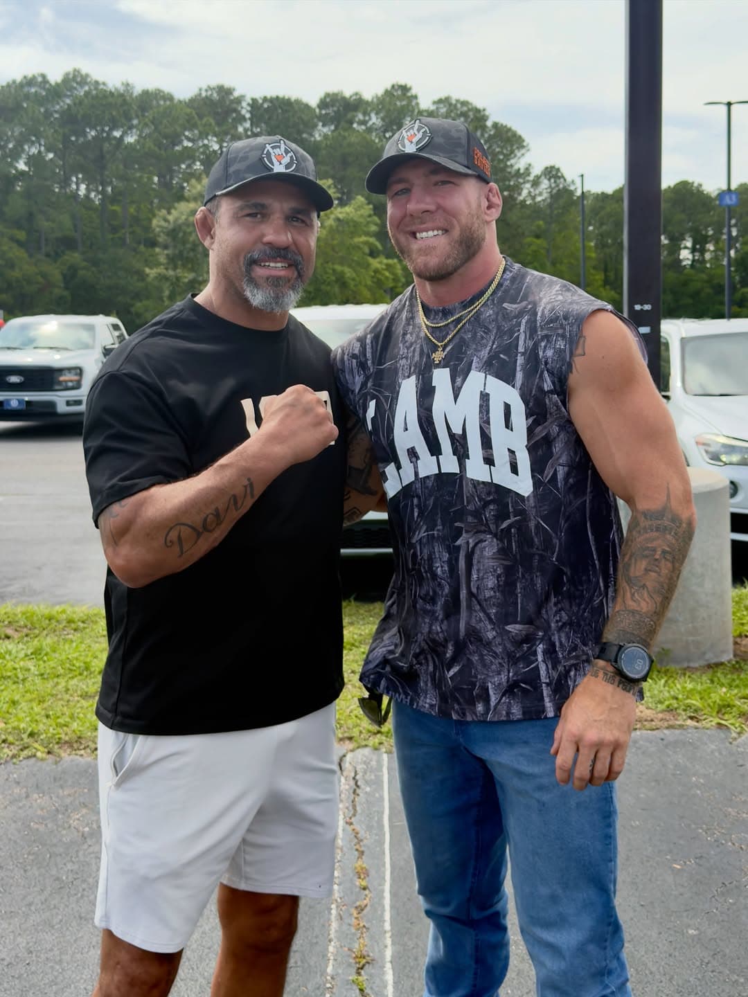 Instagram post by @bluecollar_brawler
